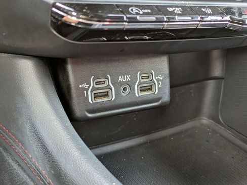 Used 2024 Dodge Durango GT AWD/4WD image 27