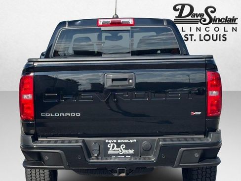 Used 2022 Chevrolet Colorado Z71 AWD/4WD image 4