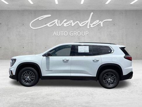 Used 2026 GMC Acadia Elevation FWD image 16