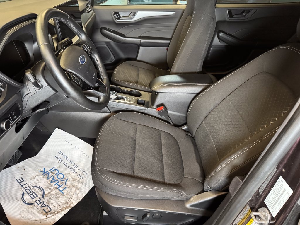 Used 2023 Ford Escape Active w/ Tech Pack #1 AWD/4WD image 20