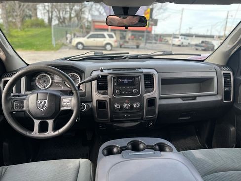 Used 2014 RAM 1500 Express image 16