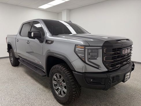 Used 2025 GMC Sierra 1500 AT4X image 2