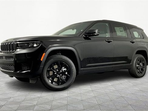 New 2025 Jeep Grand Cherokee L Altitude image 1