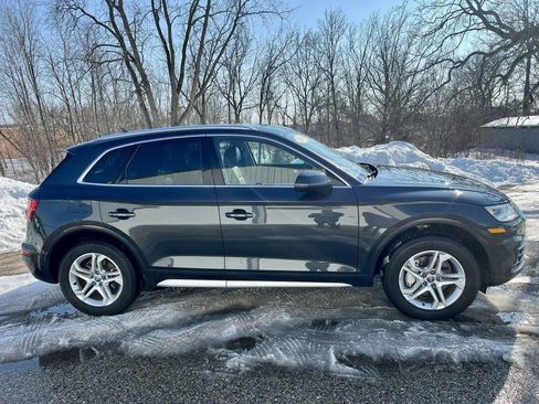 Used 2018 Audi Q5 2.0T Premium Plus w/ Premium Plus Package image 4