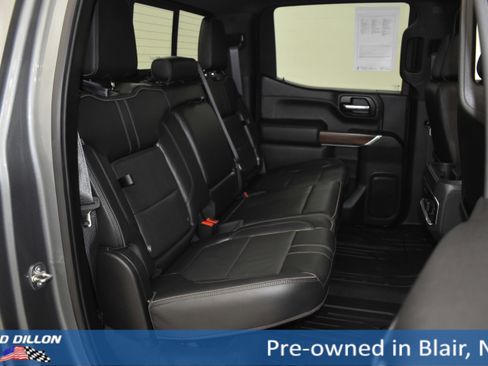 Used 2019 Chevrolet Silverado 1500 High Country w/ Technology Package image 12