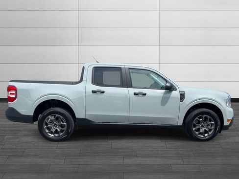 Used 2023 Ford Maverick XLT FWD image 2