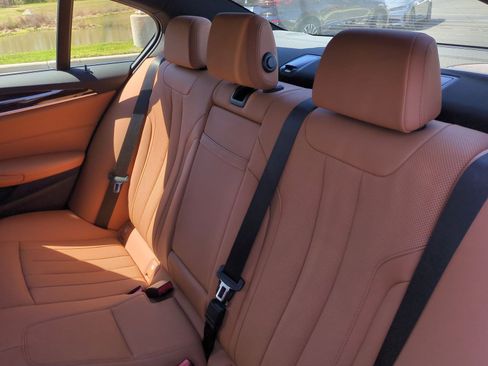 Certified 2023 BMW 530e xDrive w/ Premium Package AWD/4WD image 31