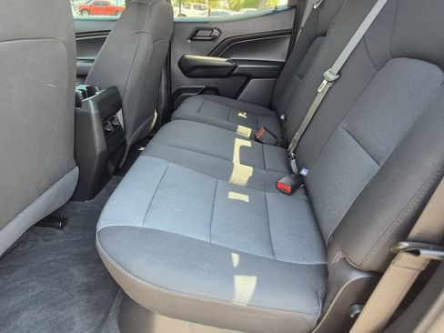 Certified 2025 Chevrolet Colorado Trail Boss AWD/4WD image 9