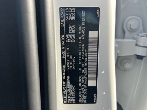 Used 2022 Volvo XC60 B5 Inscription w/ Climate Package image 28