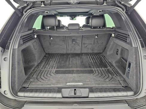 Used 2026 Land Rover Range Rover Sport SE AWD/4WD image 14