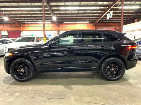 Used 2020 Jaguar F-PACE Checkered Flag image 3