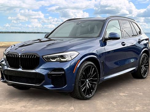 Used 2022 BMW X5 sDrive40i w/ M Sport Package RWD image 1