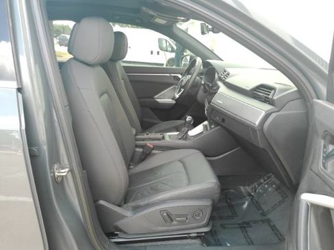 Used 2020 Audi Q3 2.0T Premium Plus w/ Premium Plus Package AWD/4WD image 22