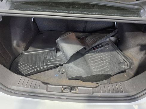 Used 2016 Ford Focus SE FWD image 19