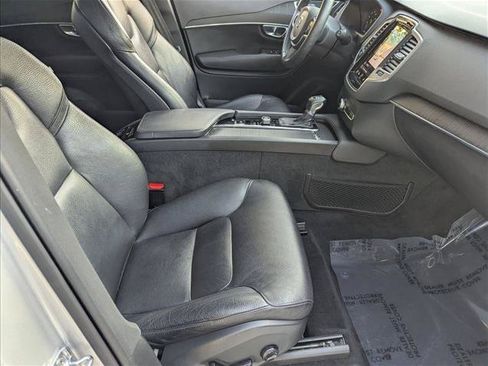 Used 2020 Volvo XC90 T6 Momentum w/ Protection Package Premier AWD/4WD image 21