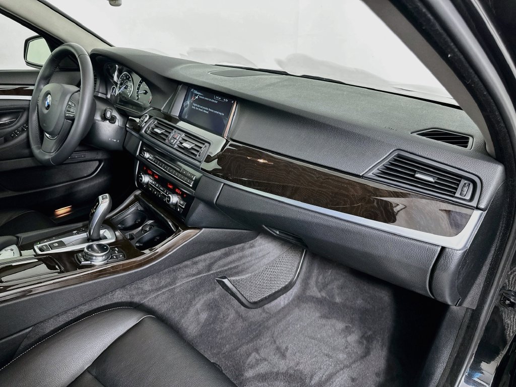 Used 2014 BMW 535i Sedan RWD image 30