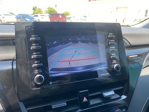 Used 2023 Toyota Camry SE image 29