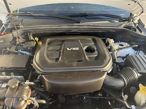 Used 2017 Jeep Grand Cherokee Altitude image 30