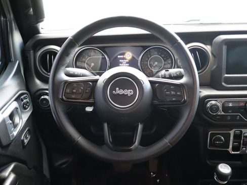 Used 2019 Jeep Wrangler Unlimited Sport S AWD/4WD image 18