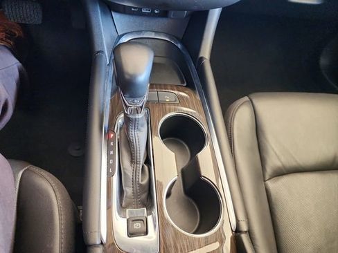 Used 2024 Chevrolet Malibu LT image 18