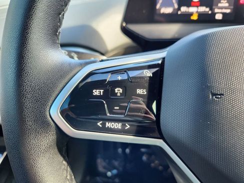 Used 2023 Volkswagen ID.4 Pro S image 18