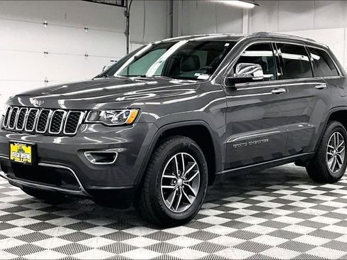 Used 2017 Jeep Grand Cherokee Limited AWD/4WD image 12