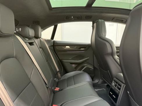 New 2025 Porsche Macan Turbo Electric image 13