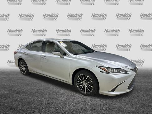 Used 2025 Lexus ES 350 w/ Premium Package FWD image 2