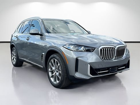 New 2026 BMW X5 sDrive40i RWD image 1