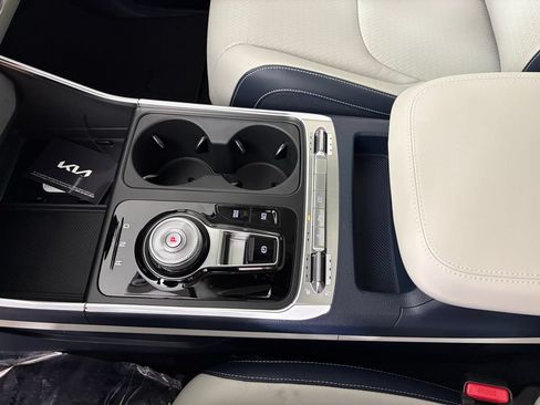 New 2026 Kia Carnival SX Prestige FWD image 31