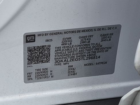 Used 2026 GMC Terrain Denali w/ LPO, Floor Liner Package AWD/4WD image 34