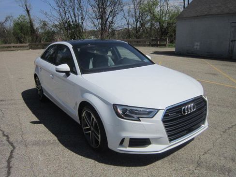 Used 2017 Audi A3 2.0T Premium w/ Convenience Package AWD/4WD image 28