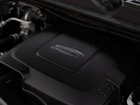 Used 2013 Chevrolet Avalanche LTZ image 39