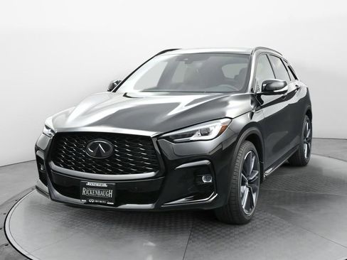New 2025 INFINITI QX50 Sport image 2