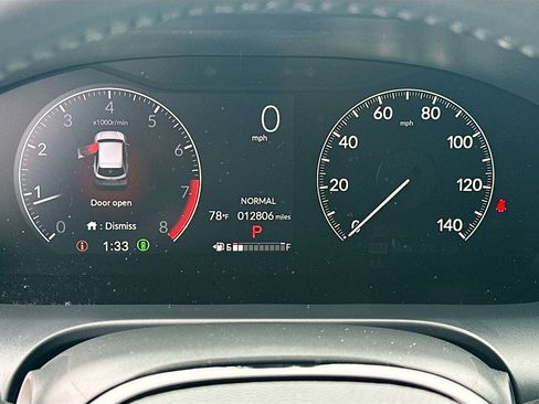 Used 2025 Honda HR-V EX-L image 11