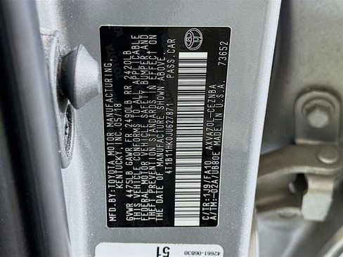 Used 2018 Toyota Camry LE image 12