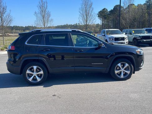 Used 2021 Jeep Cherokee Limited w/ Elite Package image 8