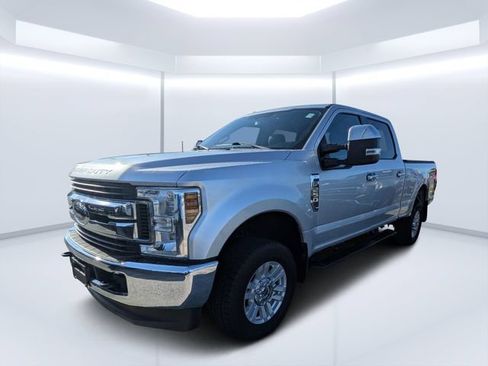 Used 2019 Ford F250 XLT AWD/4WD image 5