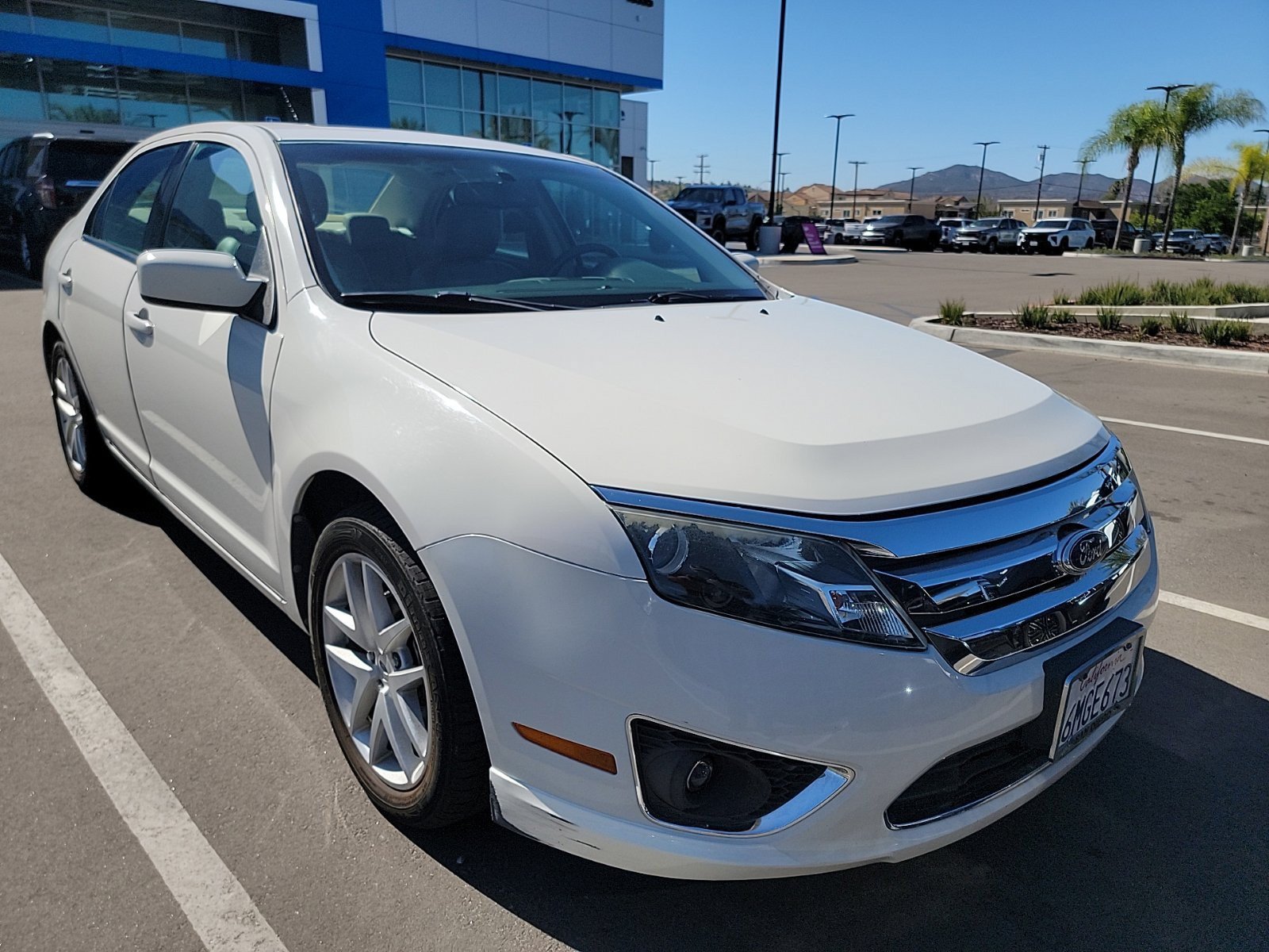 Used 2010 Ford Fusion SEL FWD image 2