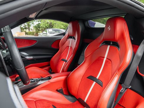 Used 2022 Ferrari SF90 Spider AWD/4WD image 14