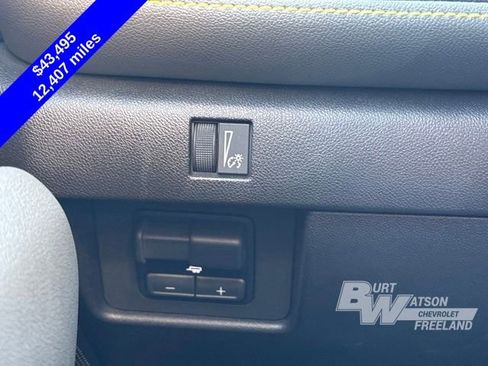 Certified 2024 Chevrolet Colorado ZR2 w/ ZR2 Convenience Package III image 18