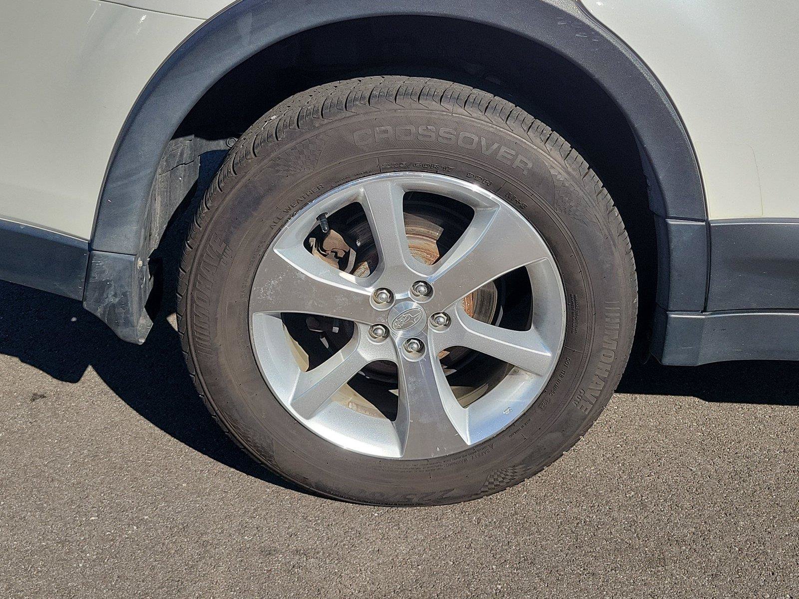 Used 2013 Subaru Outback 2.5i Limited AWD/4WD image 5