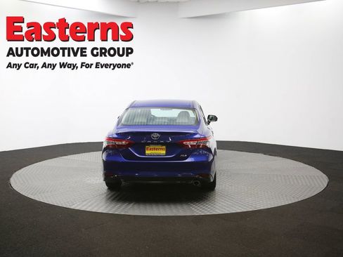 Used 2018 Toyota Camry XLE image 34