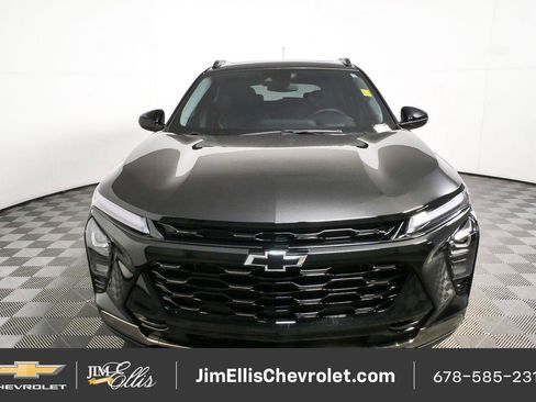 Used 2025 Chevrolet Trax ACTIV w/ Sunroof Package FWD image 33