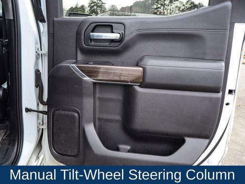 Used 2020 Chevrolet Silverado 1500 RST image 40