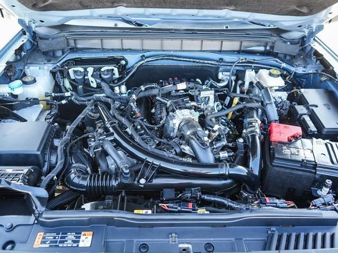 Used 2023 Ford Bronco Wildtrak image 27