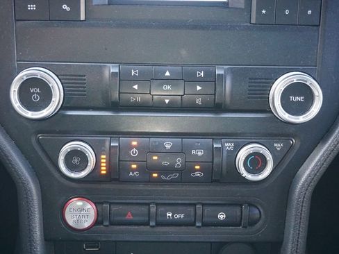 Used 2019 Ford Mustang Coupe w/ Ecoboost Performance Package image 22