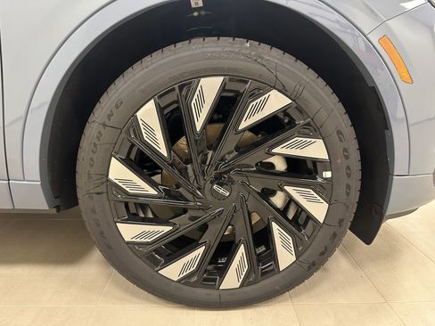 New 2026 Lincoln Nautilus Black Label w/ Jet Appearance Package image 8