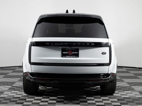 Used 2022 Land Rover Range Rover SE image 6