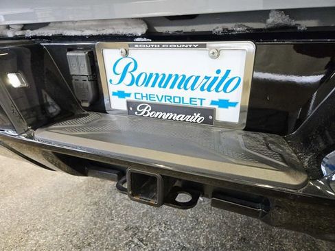 Used 2025 Chevrolet Silverado EV RST image 15